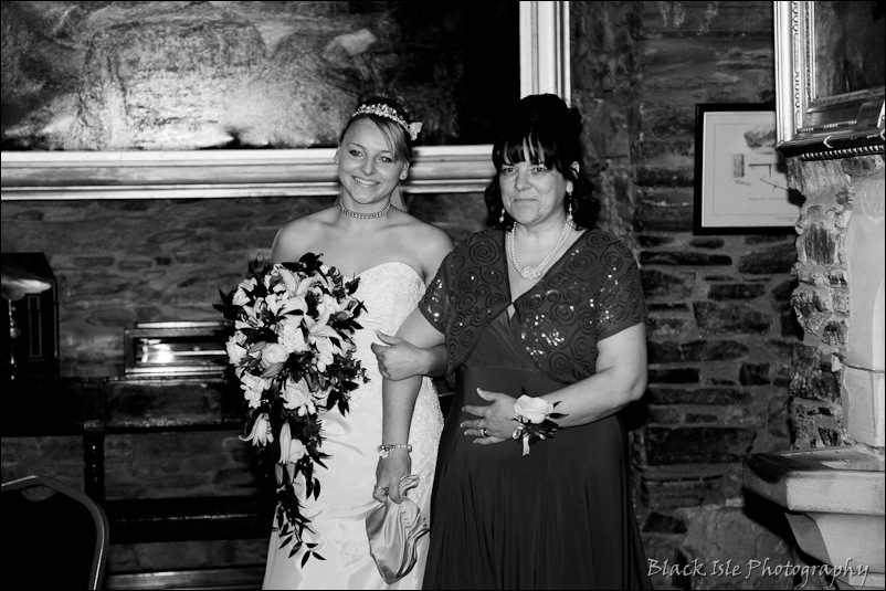 Wedding photograph Eilean Donan Castle-21