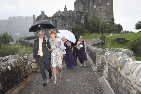 wedding photography at Eilean Donan Castle-0915